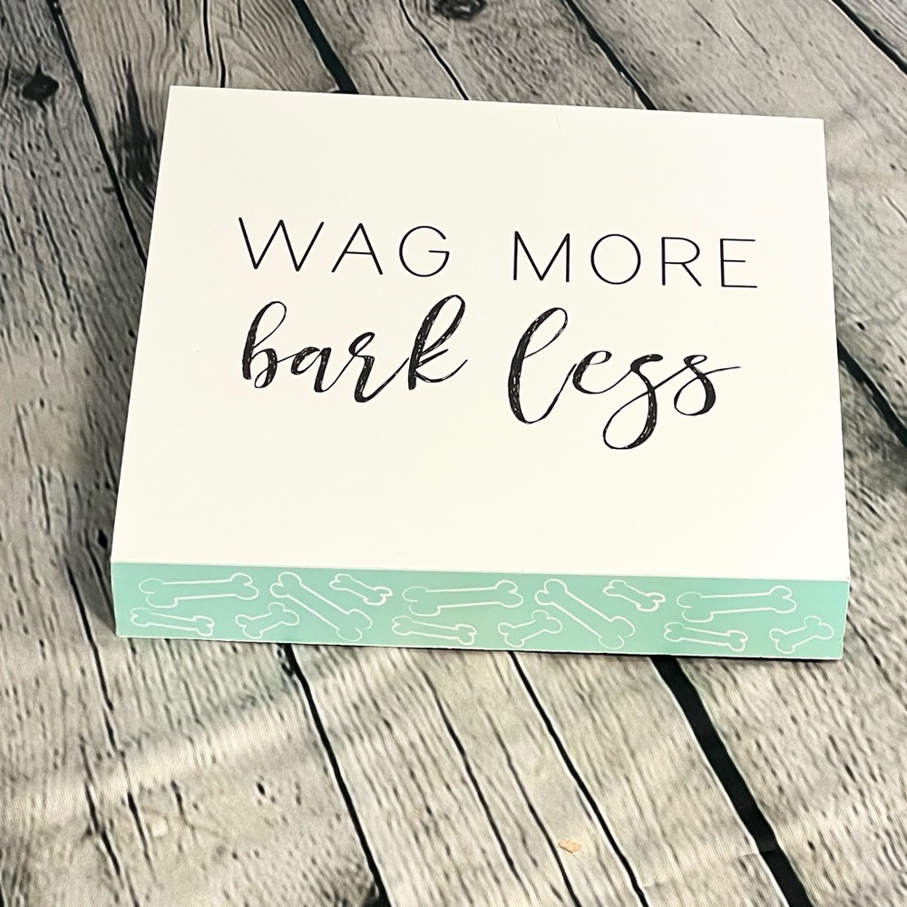 🎉🍾 Best in Home Host Pick!! 🍾🎉 Wag more, bark less sign.